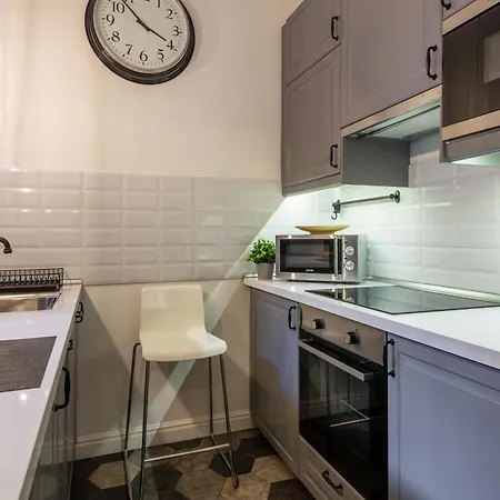 Holidays Courtyard *