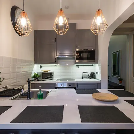 Holidays Courtyard Apartament *