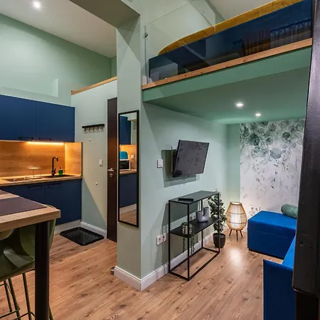 Holidays Courtyard * Budapesta