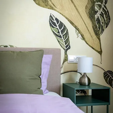 Holidays Courtyard Apartament