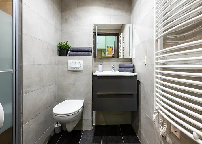 Holidays Courtyard *