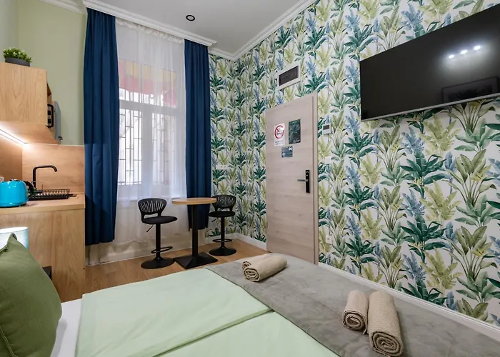 Daire Holidays Courtyard
